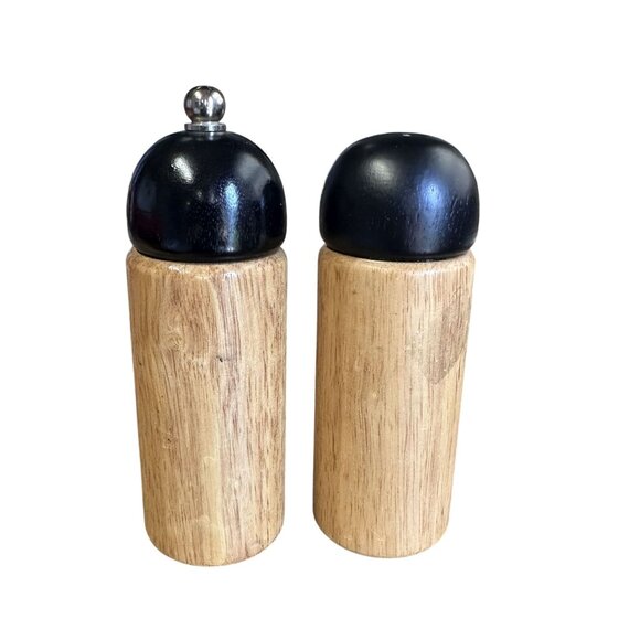 Vintage Wood Salt Shaker & Pepper Grinder Brown and Black 5.5" Tall - Picture 3 of 6